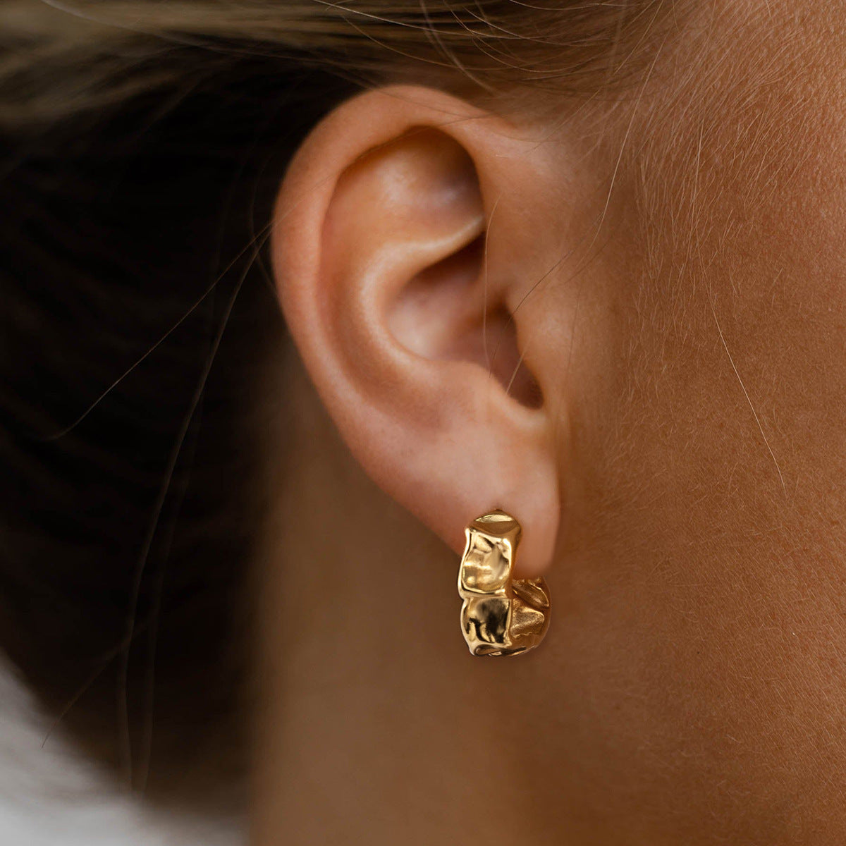 Creolen in Knitteroptik